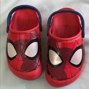 Boys 12 crocs Spiderman light up